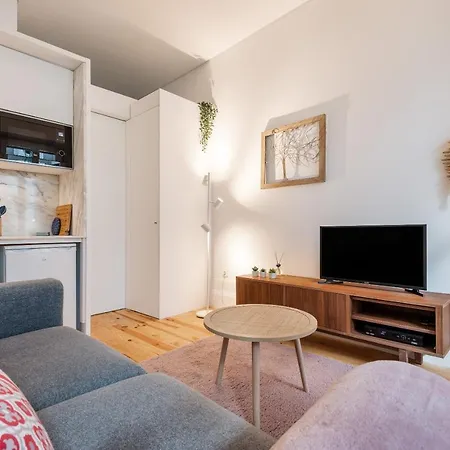 Apartment Elegant & Private Garden In Historical Centre